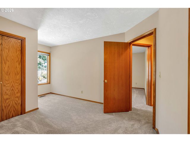11547 Sw 56TH Pl, Portland, OR 97219