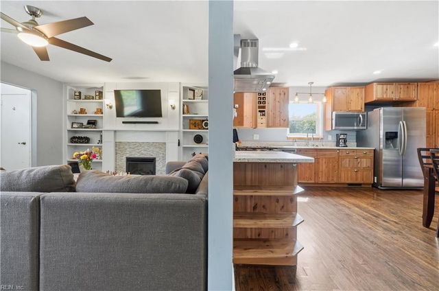 517 Butterworth ST, Norfolk, VA 23505