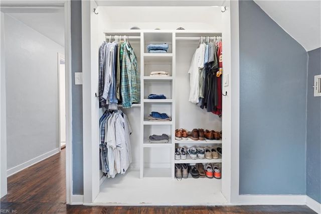 517 Butterworth ST, Norfolk, VA 23505