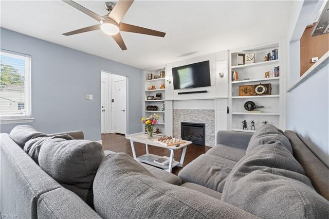 517 Butterworth ST, Norfolk, VA 23505