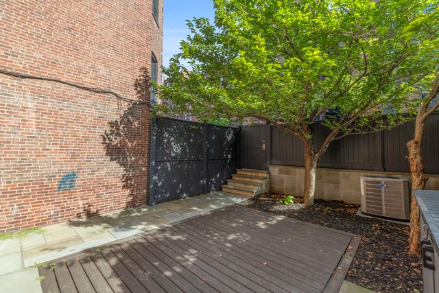 348 Marlborough St 1, Boston, MA 02115