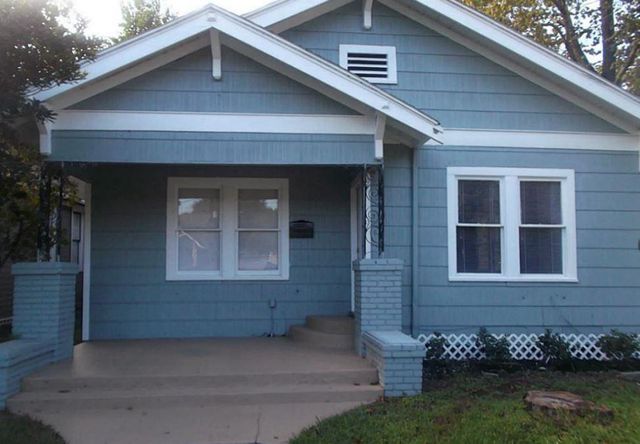 720 E 12th Street, Houston, TX 77008