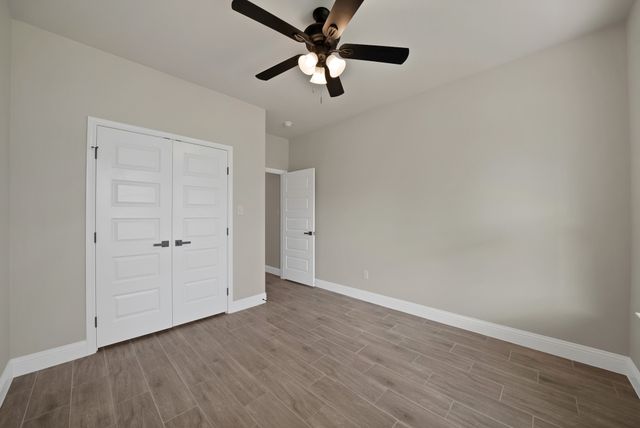 617 Lanai Circle, Runaway Bay, TX 76426