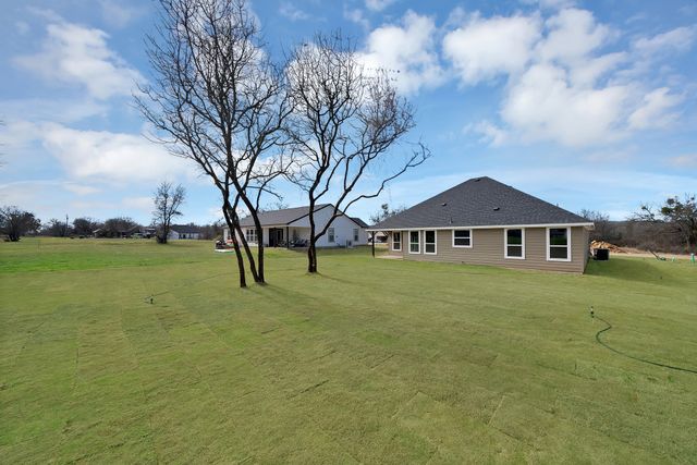 617 Lanai Circle, Runaway Bay, TX 76426