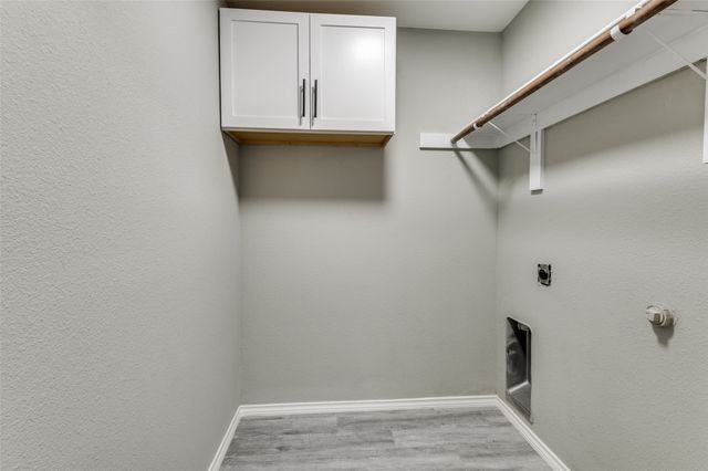 4519 Yancy Street, Dallas, TX 75216