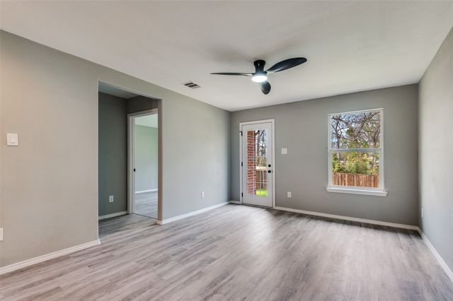 4519 Yancy Street, Dallas, TX 75216