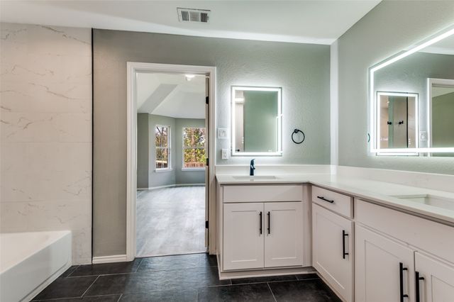 4519 Yancy Street, Dallas, TX 75216