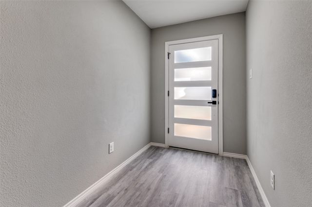 4519 Yancy Street, Dallas, TX 75216