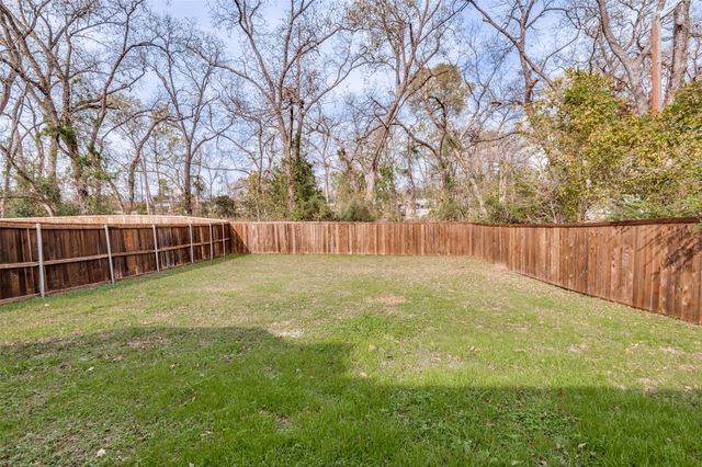 4519 Yancy Street, Dallas, TX 75216