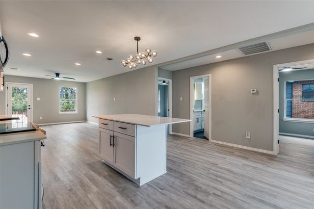 4519 Yancy Street, Dallas, TX 75216