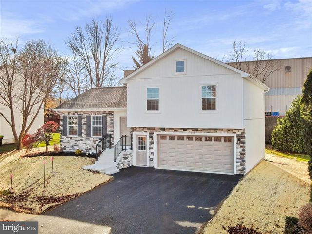 110 HYKES ROAD EAST, Greencastle, PA 17225