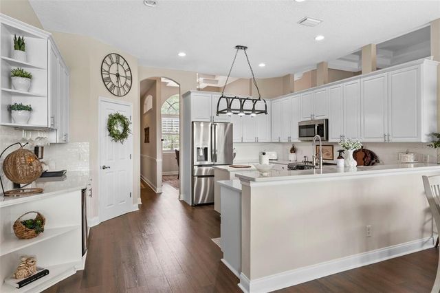1210 LEXINGTON PARKWAY, Apopka, FL 32712