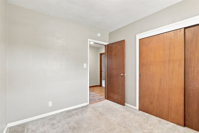 1527 29th Street NE, Cedar Rapids, IA 52402
