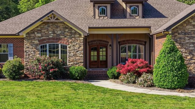 1010 Buckingham Way, Rocky Face, GA 30740