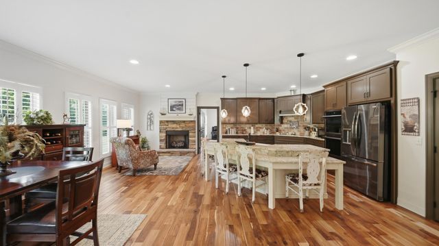 1010 Buckingham Way, Rocky Face, GA 30740