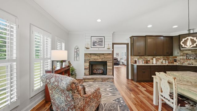 1010 Buckingham Way, Rocky Face, GA 30740