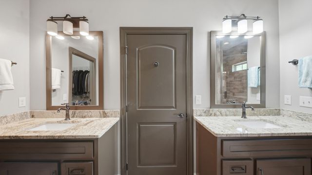 1010 Buckingham Way, Rocky Face, GA 30740