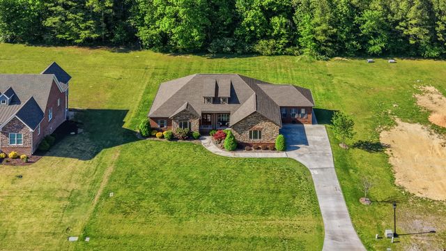1010 Buckingham Way, Rocky Face, GA 30740