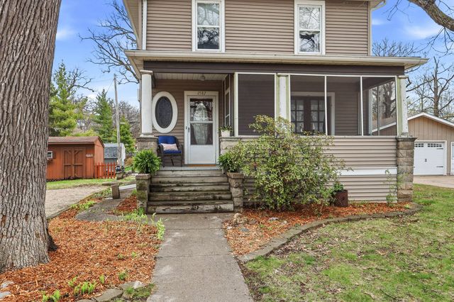 1587 34th Avenue, Moline, IL 61265