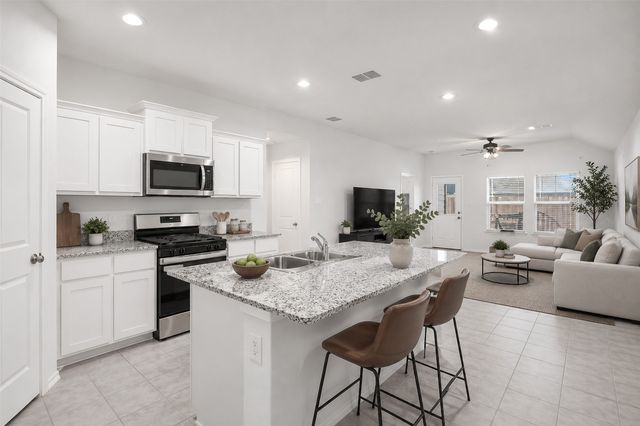 125 Running River Drive, Boyd, TX 76023