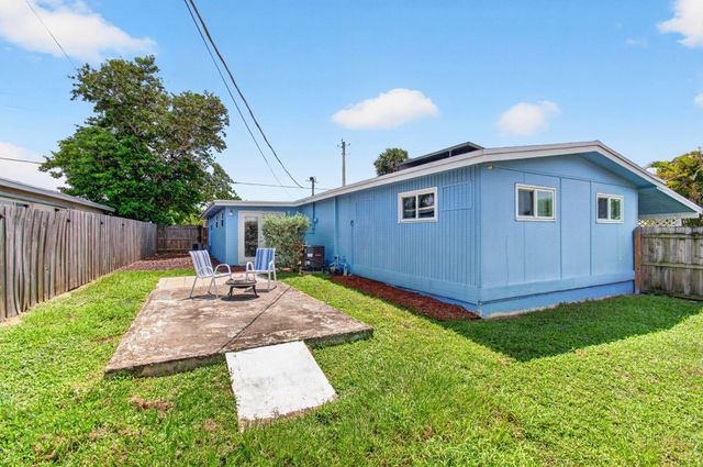 2521 Myrica Road, West Palm Beach, FL 33406