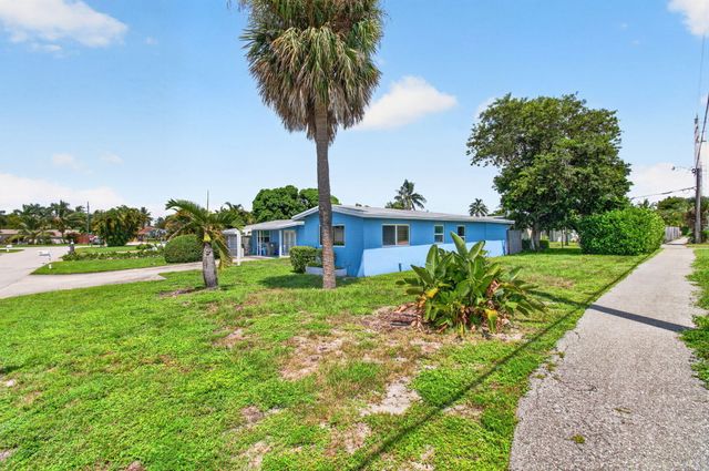2521 Myrica Road, West Palm Beach, FL 33406