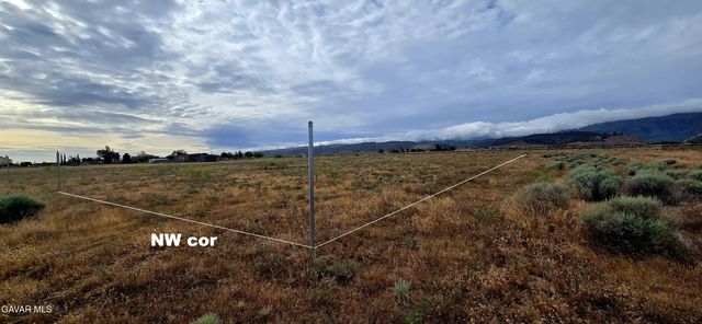 26100 W Ave C13, Lancaster, CA 93536