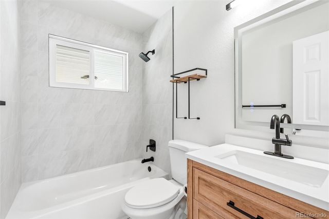 868 Ogden Circle, Denver, CO 80233