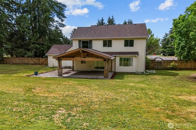 825 267th Street Ct E, Spanaway, WA 98387
