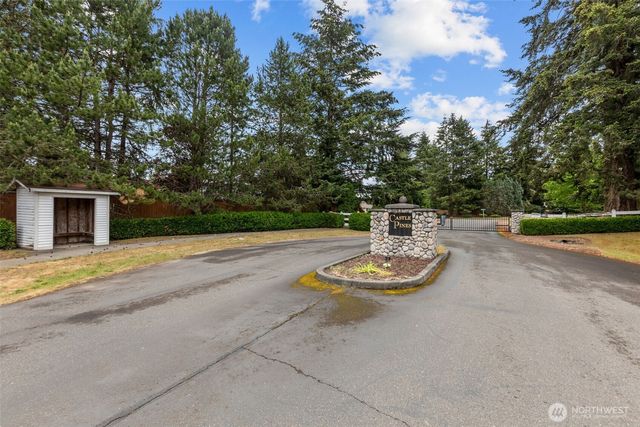 825 267th Street Ct E, Spanaway, WA 98387