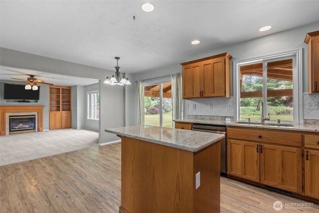 825 267th Street Ct E, Spanaway, WA 98387