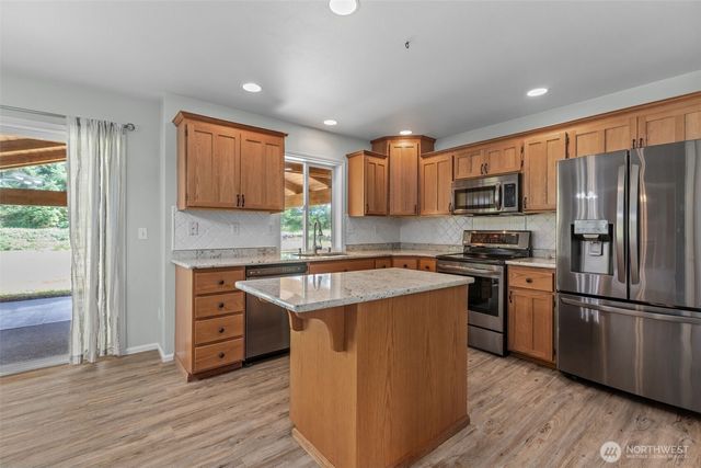 825 267th Street Ct E, Spanaway, WA 98387