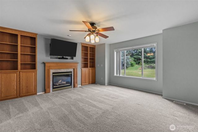 825 267th Street Ct E, Spanaway, WA 98387