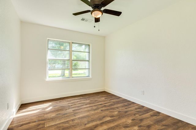 303 Yaupon Street, Sweeny, TX 77480