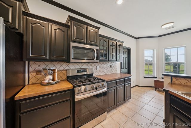 1018 W Evergreen Street, Skiatook, OK 74070