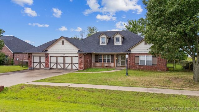 1018 W Evergreen Street, Skiatook, OK 74070