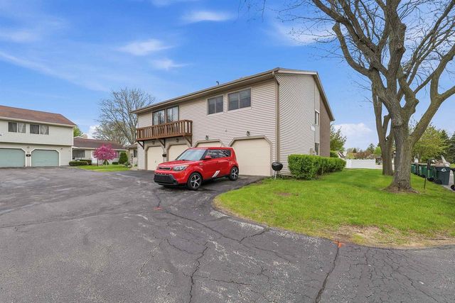 248 BAYBERRY LANE, Fond Du Lac, WI 54935