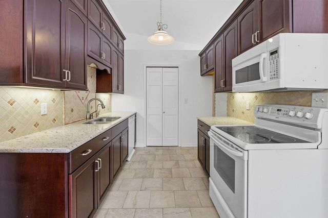 248 BAYBERRY LANE, Fond Du Lac, WI 54935