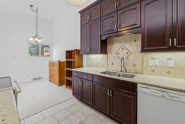 248 BAYBERRY LANE, Fond Du Lac, WI 54935