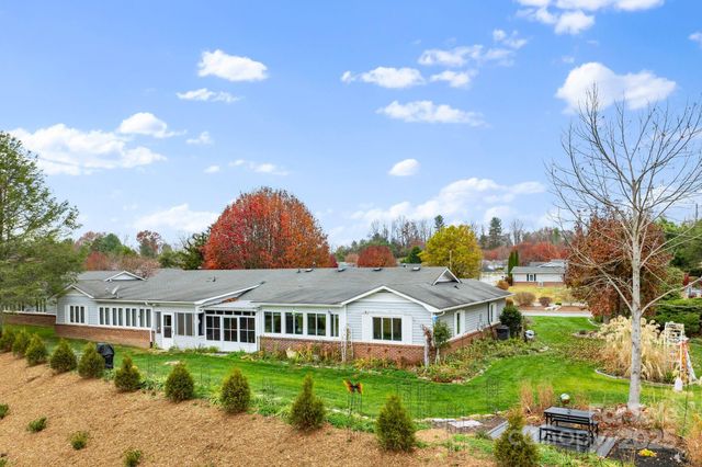 1 Wintry Drive, Hendersonville, NC 28792