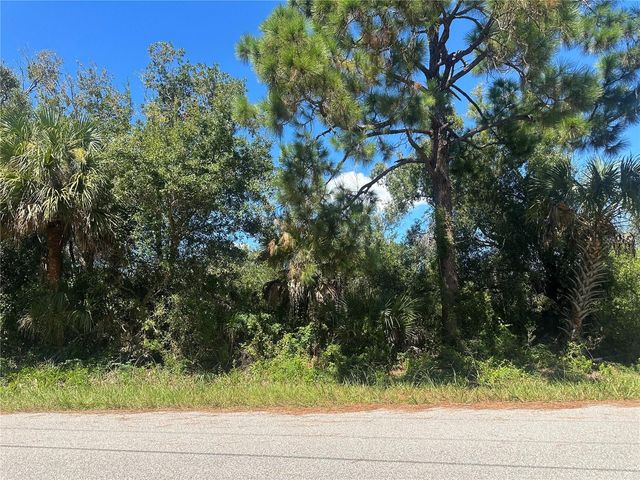 SNUG STREET, North Port, FL 34286
