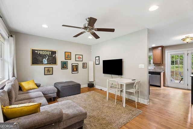 2503 Brentford Place, Decatur, GA 30032