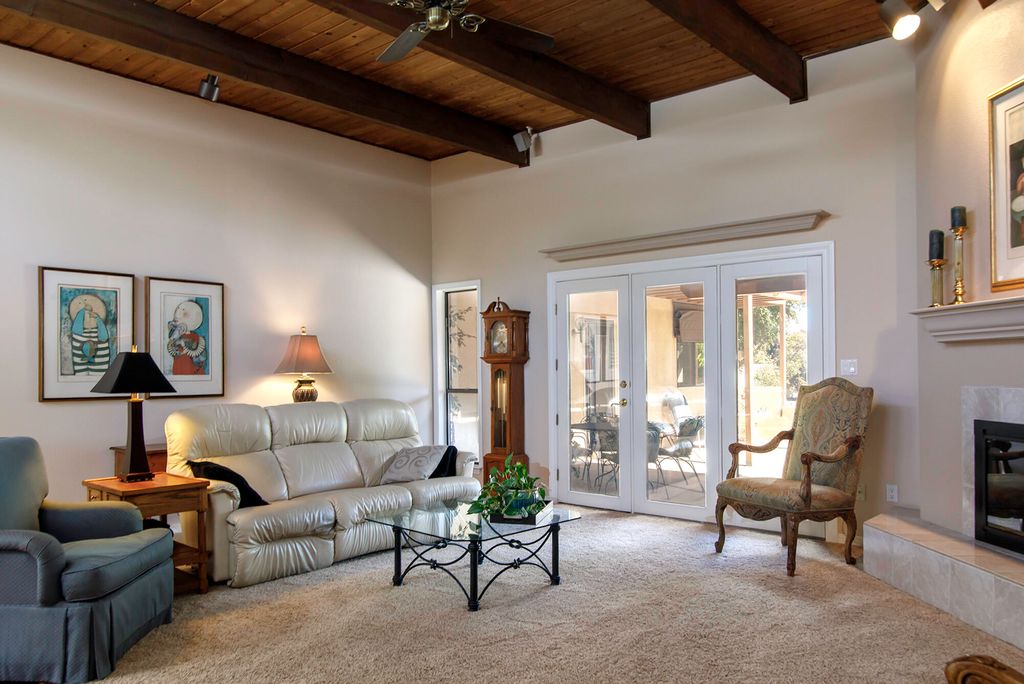 Image 19 of property listing at 5601 Planeta Court NE, Albuquerque, NM 87111