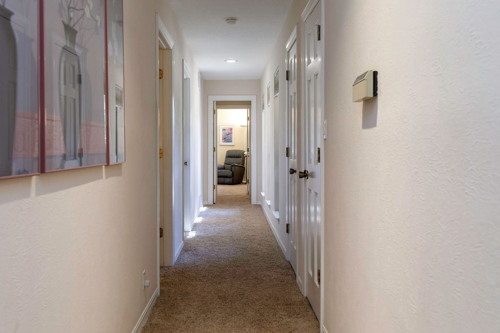Image 48 of property listing at 5601 Planeta Court NE, Albuquerque, NM 87111