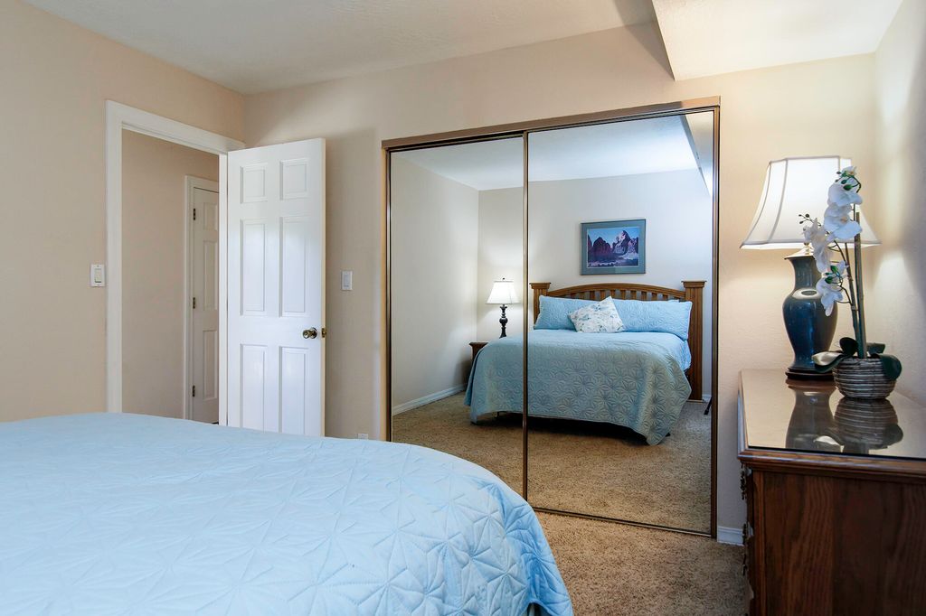 Image 51 of property listing at 5601 Planeta Court NE, Albuquerque, NM 87111