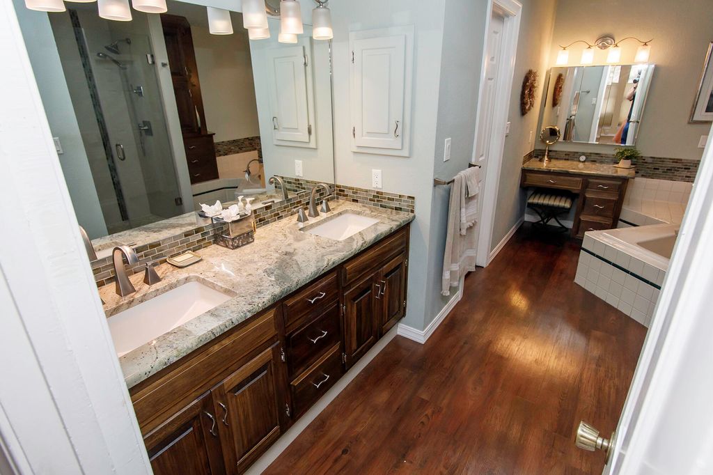 Image 63 of property listing at 5601 Planeta Court NE, Albuquerque, NM 87111