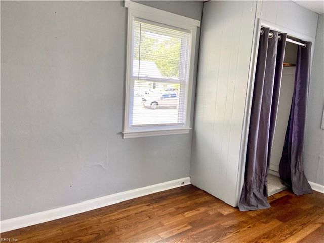 8024 W Glen RD, Norfolk, VA 23505
