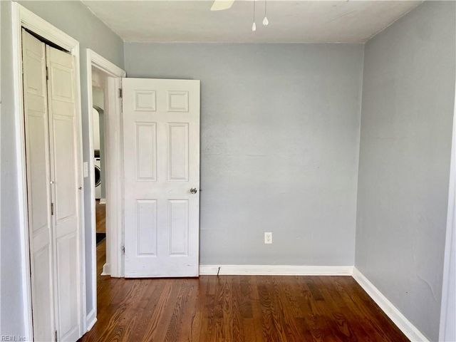 8024 W Glen RD, Norfolk, VA 23505