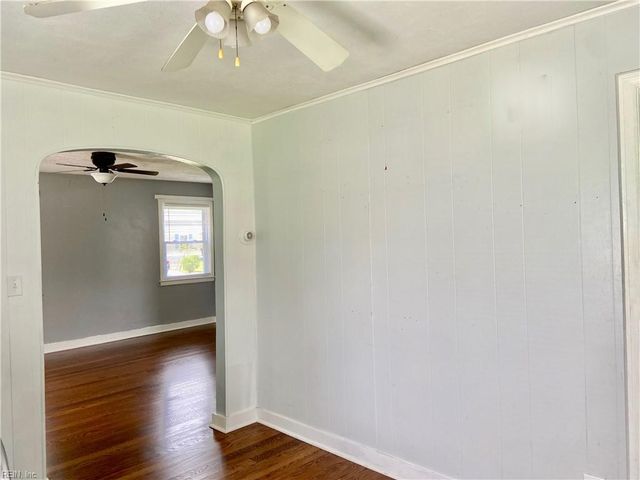 8024 W Glen RD, Norfolk, VA 23505