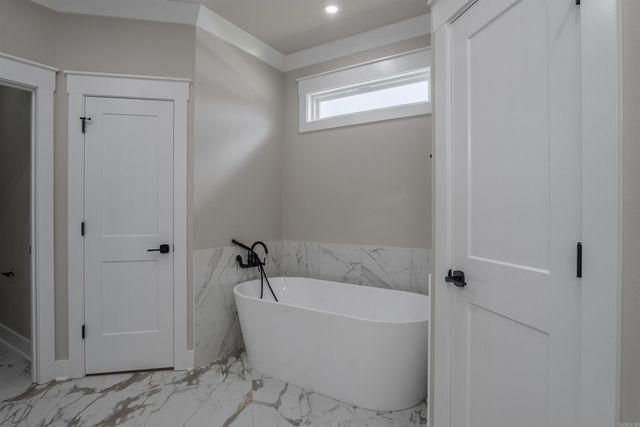 11 Calvados Court, Cabot, AR 72023